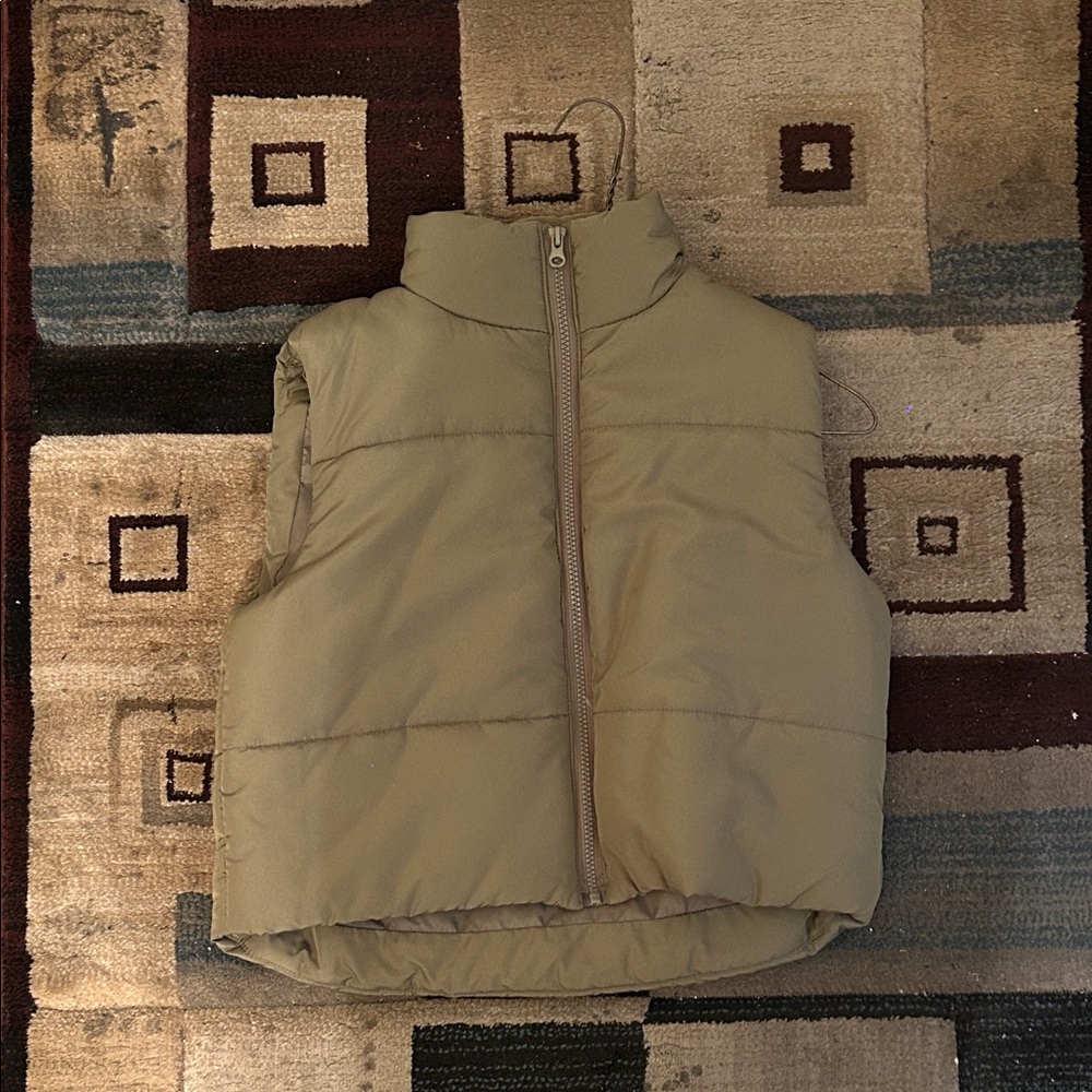 Forever 21 Khaki Puffer Vest